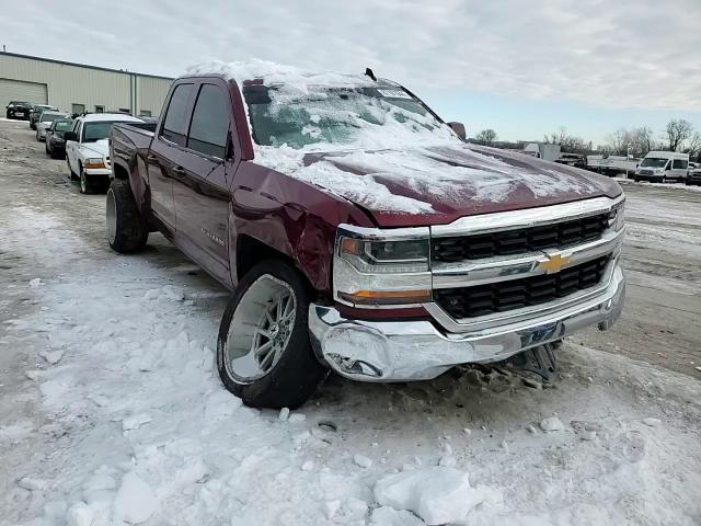 2016 Chevrolet Silverado - Image 11