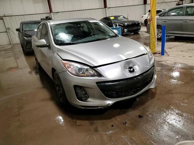 2012 Mazda 3 - Image 14