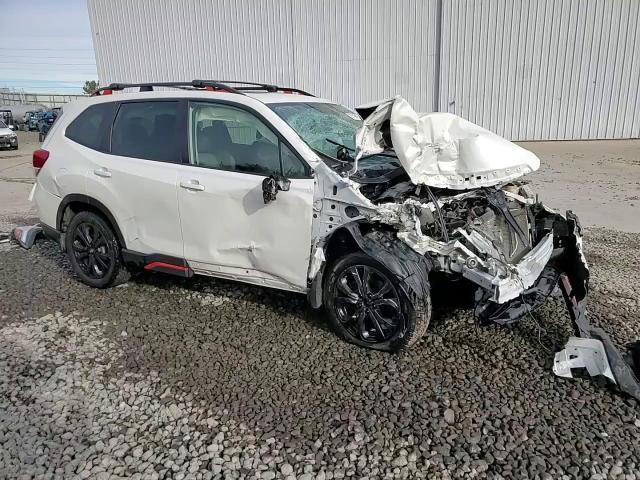 2020 Subaru Forester - Image 15