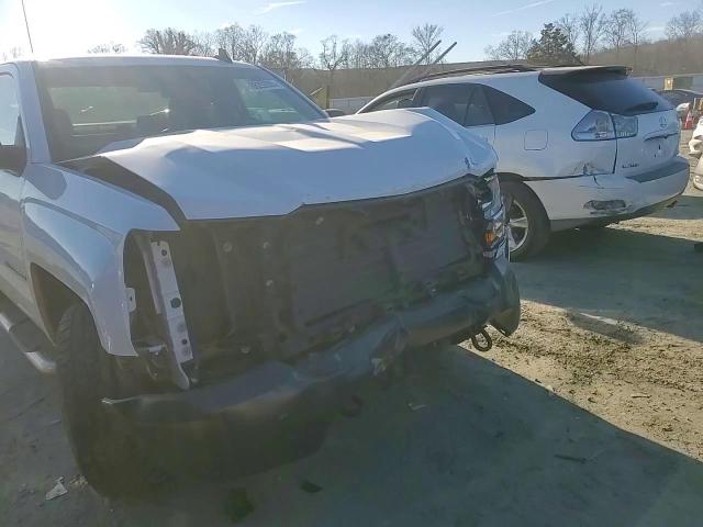 2019 Chevrolet Silverado - Image 11
