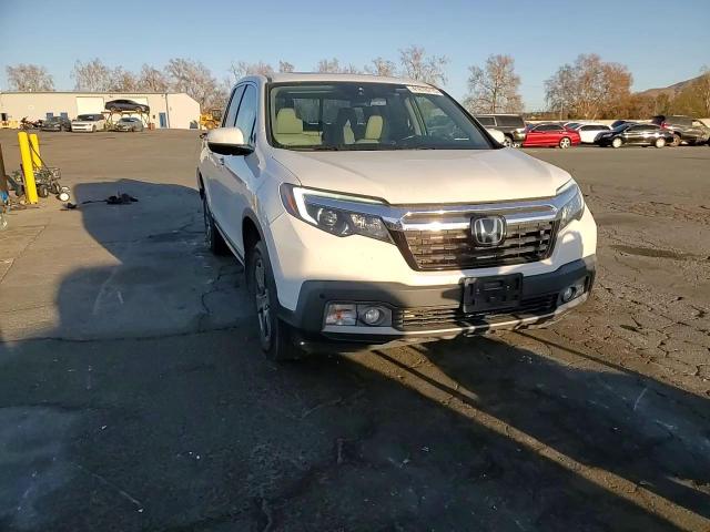 2020 Honda Ridgeline - Image 11