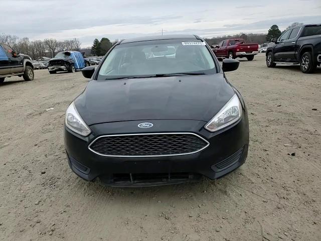 2018 Ford Focus - Image 11