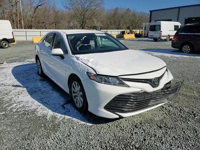 2019 Toyota Camry - Image 11