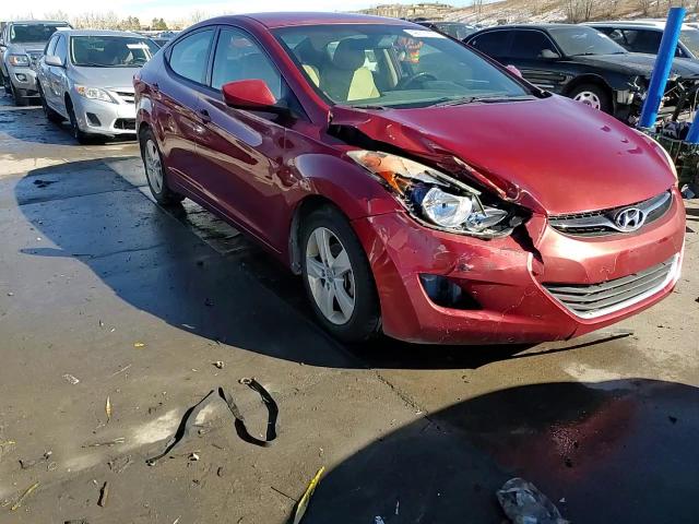 2013 Hyundai Elantra - Image 13