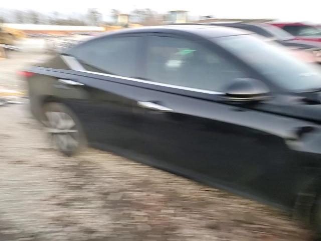 2021 Nissan Altima - Image 11