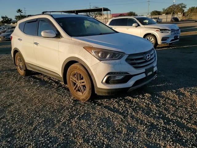 2018 Hyundai Santa Fe - Image 11