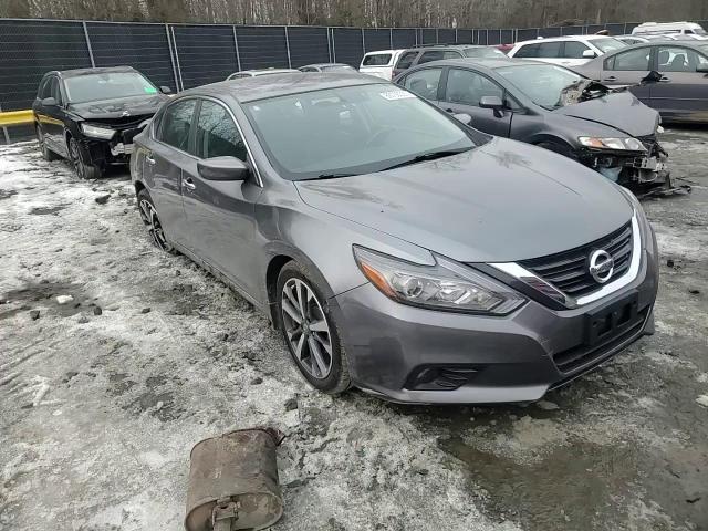 2016 Nissan Altima - Image 11