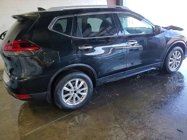2018 Nissan Rogue - Image 14