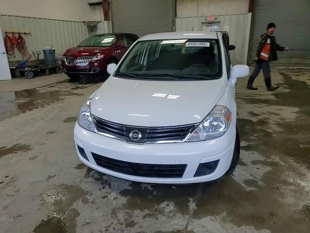 2012 Nissan Versa - Image 12
