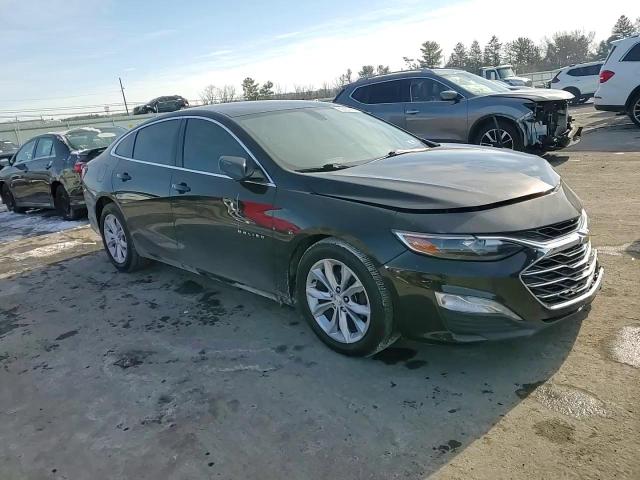 2019 Chevrolet Malibu - Image 11