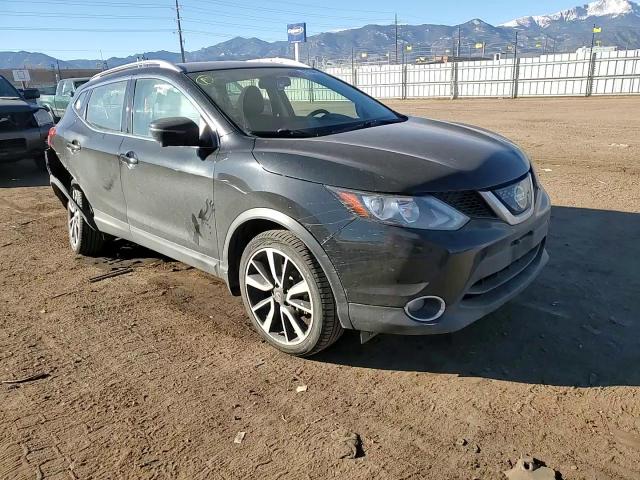 2018 Nissan Rogue - Image 12