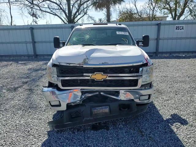 2013 Chevrolet Silverado - Image 10