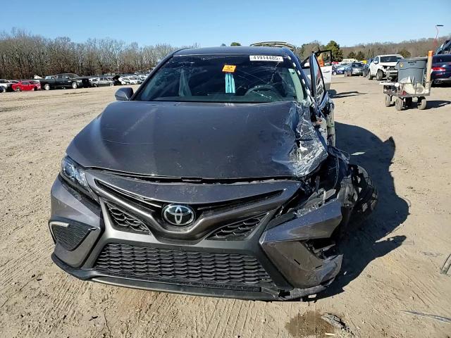 2024 Toyota Camry - Image 10