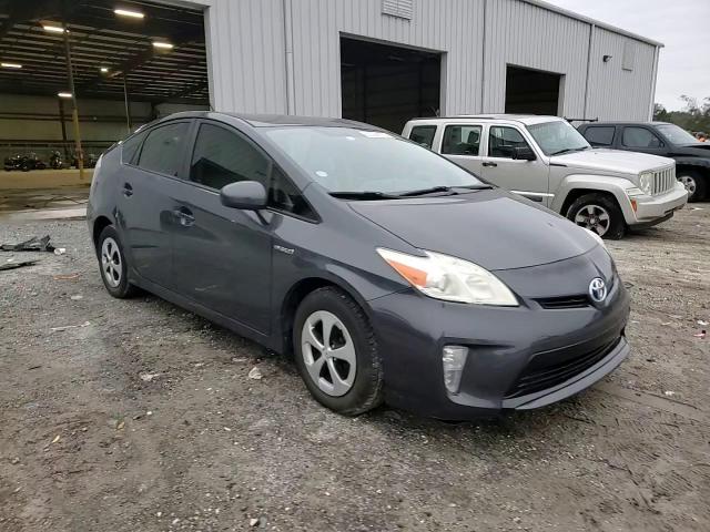 2014 Toyota Prius - Image 14