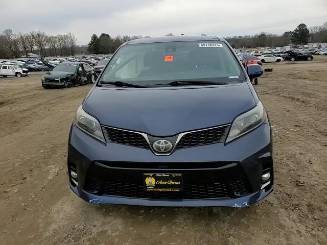2018 Toyota Sienna - Image 12