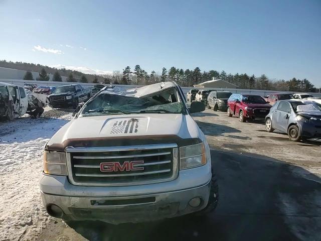 2013 GMC Sierra - Image 10