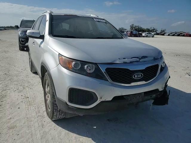 2013 Kia Sorento Lx VIN: 5XYKT4A2XDG323138 Lot: 42523414