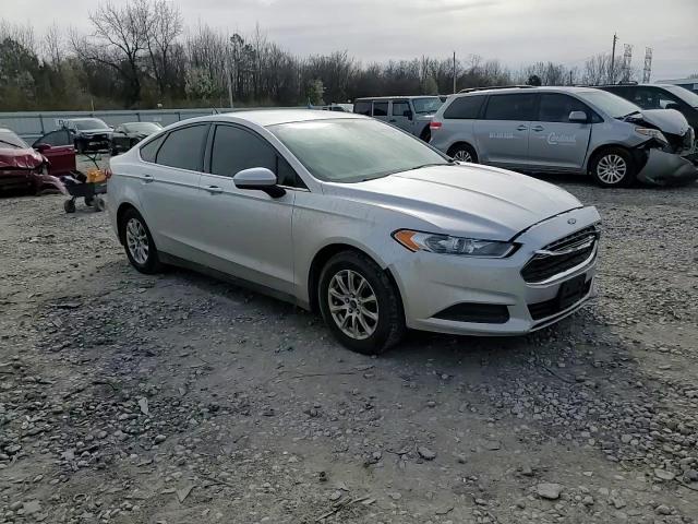 2015 Ford Fusion S VIN: 1FA6P0G74F5116912 Lot: 44828824