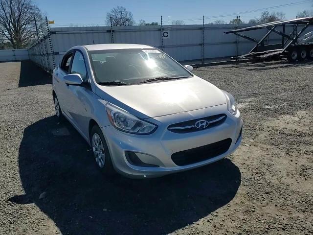 2017 Hyundai Accent Se VIN: KMHCT4AE0HU282016 Lot: 81799403