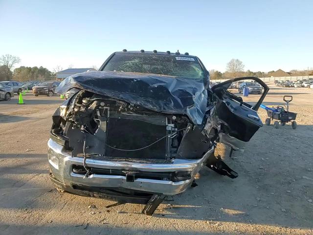 2018 RAM 2500 - Image 11