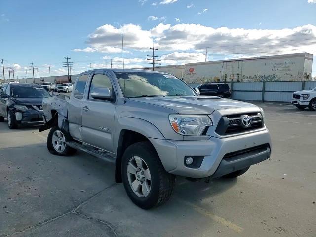 2014 Toyota Tacoma - Image 10