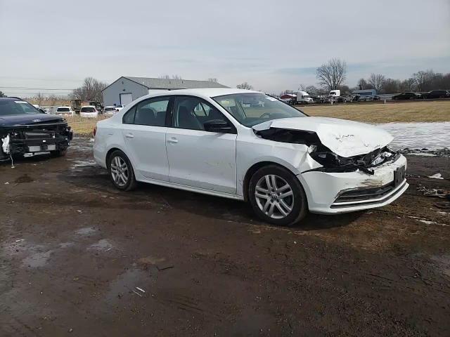 2015 Volkswagen Jetta - Image 11