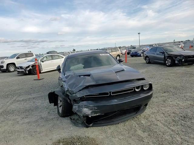 2019 Dodge Challenger - Image 11