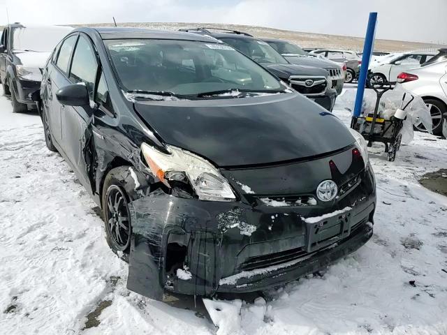 2014 Toyota Prius - Image 10