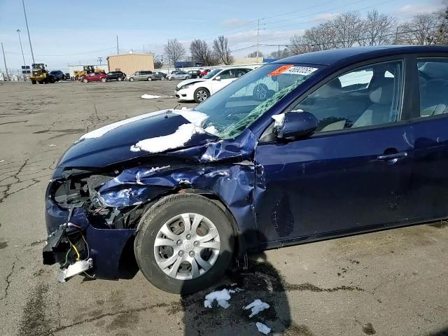 2010 Hyundai Elantra - Image 11