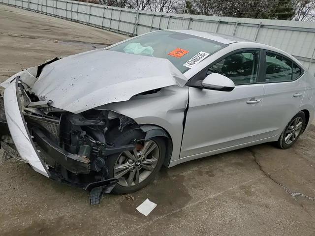 2018 Hyundai Elantra - Image 10