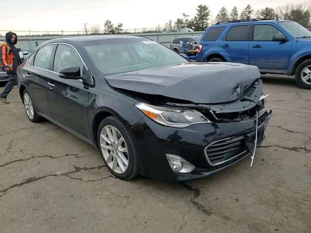 2013 Toyota Avalon - Image 11