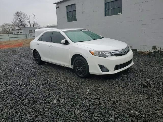 2013 Toyota Camry - Image 13