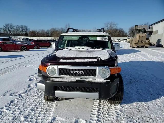 2007 Toyota FJ Cruiser - Image 11