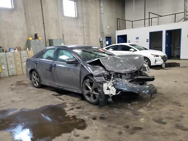 2012 Toyota Camry - Image 11