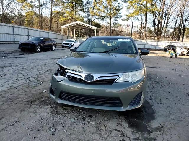 2012 Toyota Camry - Image 13
