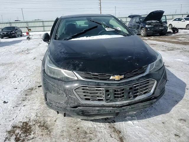 2017 Chevrolet Cruze - Image 11