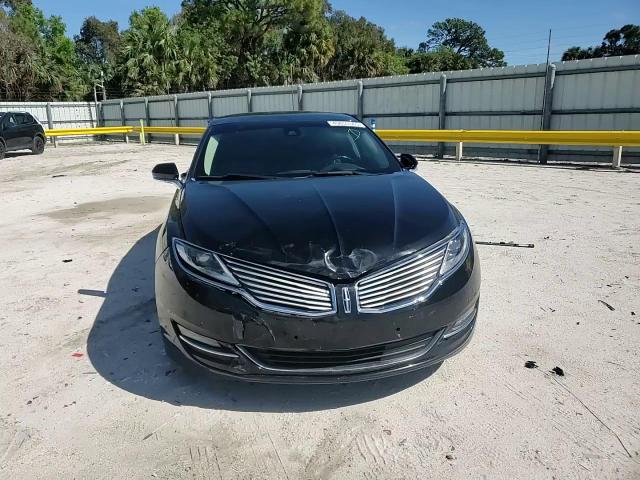 2016 Lincoln MKZ - Image 10