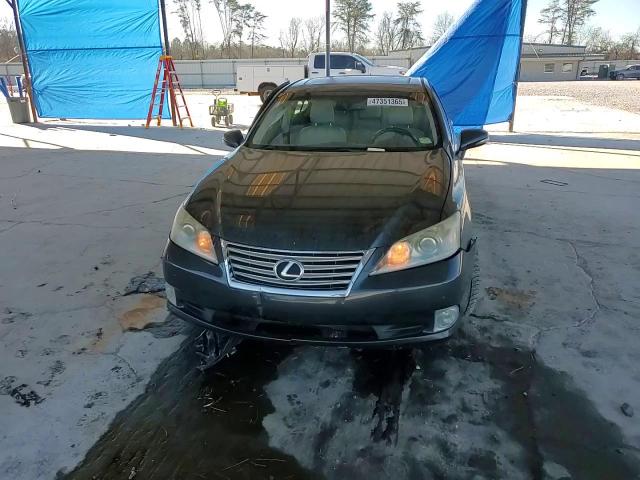 2011 Lexus ES - Image 10