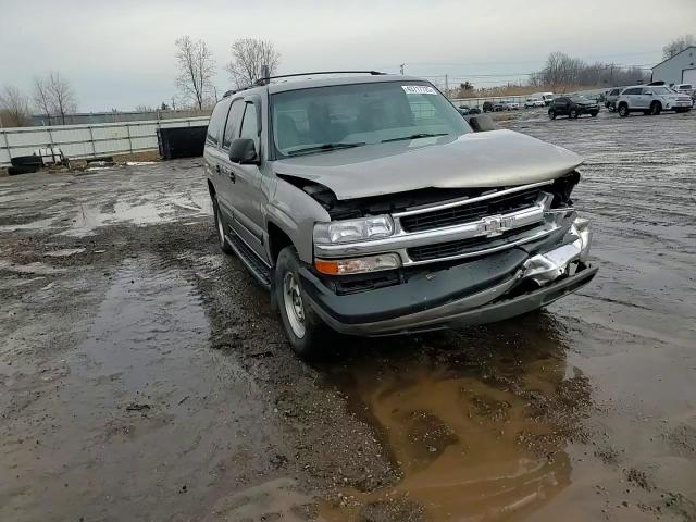2001 Chevrolet Suburban - Image 12