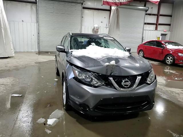 2017 Nissan Rogue - Image 14