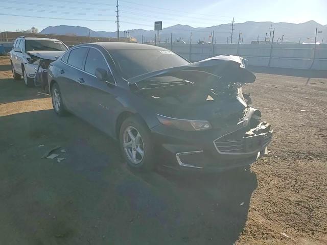2018 Chevrolet Malibu - Image 11