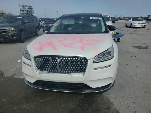 2020 Lincoln Corsair - Image 11