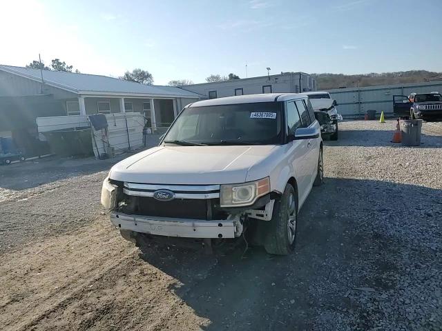 2009 Ford Flex - Image 12