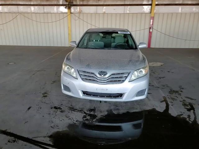 2010 Toyota Camry - Image 10