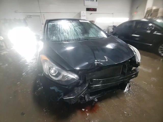 2014 Hyundai Elantra - Image 14