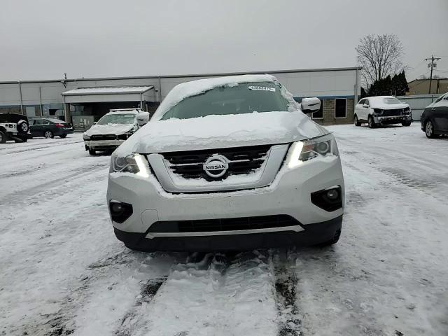 2018 Nissan Pathfinder - Image 11