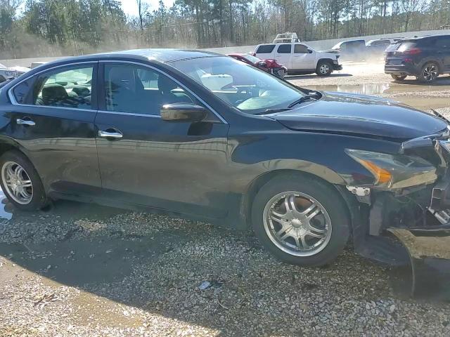2015 Nissan Altima - Image 11