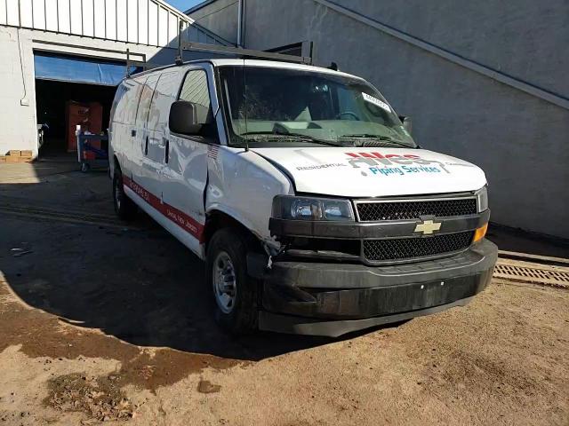 2018 Chevrolet Express - Image 14