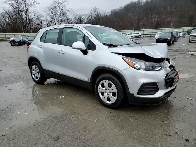 2017 Chevrolet Trax - Image 11