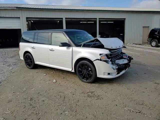 2018 Ford Flex - Image 15